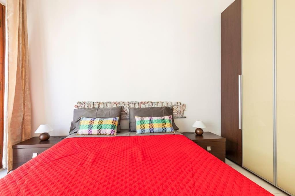 Casa Etruschi - Appartamento Con Posto Auto Livorno Bagian luar foto
