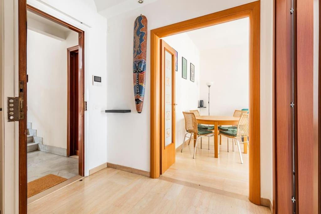Casa Etruschi - Appartamento Con Posto Auto Livorno Bagian luar foto